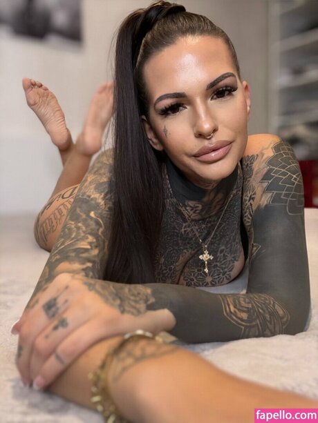 Aileeninkofficial OnlyFans-Archiv