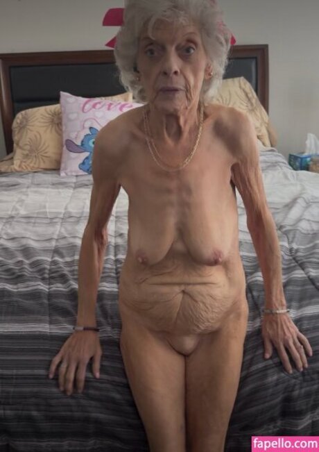 Grandma Linda Lindahope1939 Lucy cutest OnlyFans kostenlos geleakt