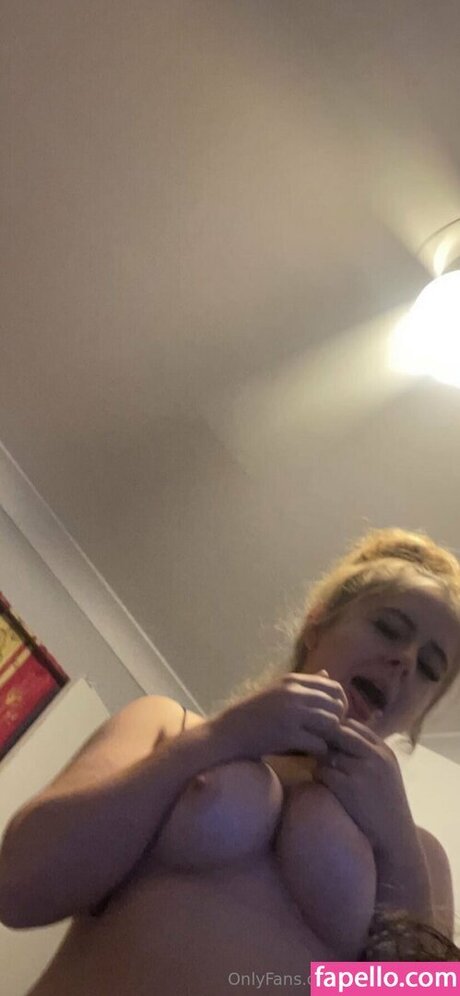 queenbrxee OnlyFans Pornografie