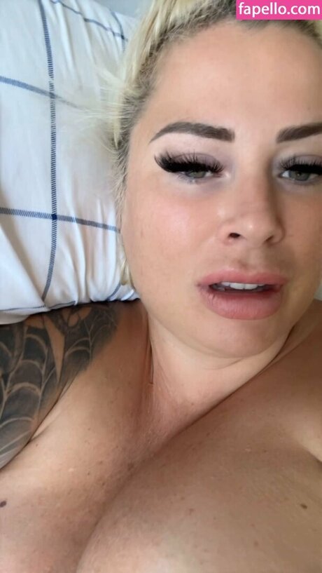 AmandaSchmanda OnlyFans Nackt