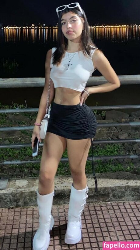 AGUS LOMLE OnlyFans geleakte Brüste