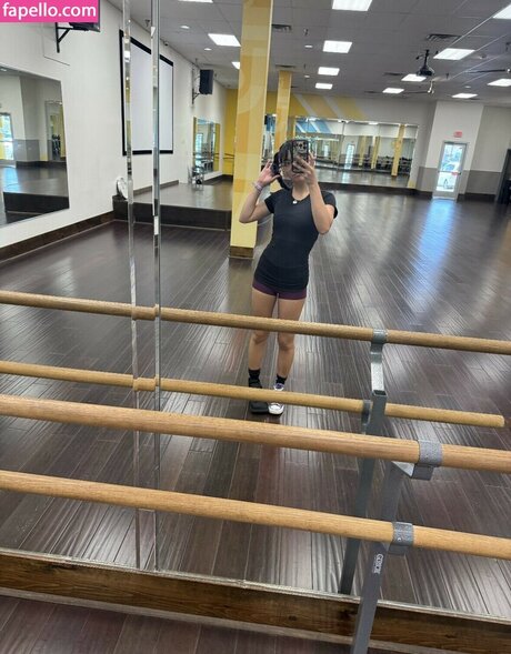 Angelina Fishtank Nacktbilder OnlyFans Leak