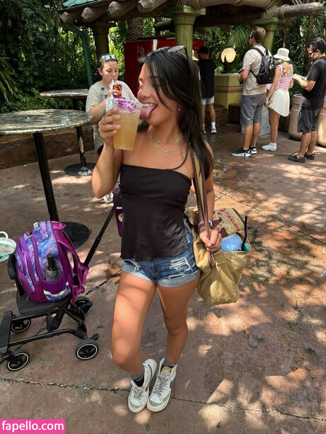 Angelina Fishtank Kostenlose OnlyFans-Pornos