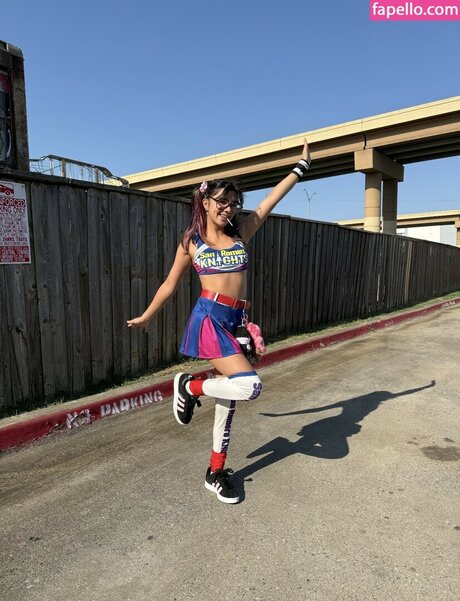 Angelina Fishtank OnlyFans X