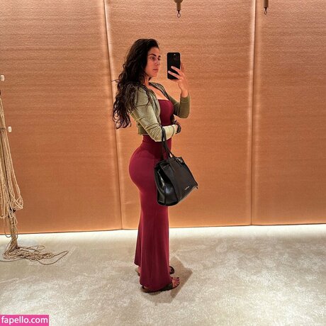 sarahbood Leak von OnlyFans-Inhalten