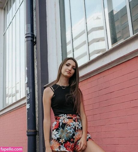 Juliette Arz Leaks von Nacktbildern auf OnlyFans