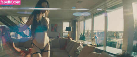 mikeymadison OnlyFans nackte Brüste