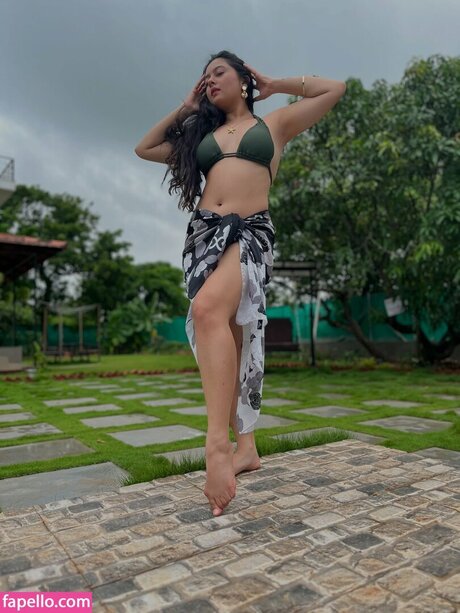 Sasha Shetty Nacktbilder von OnlyFans