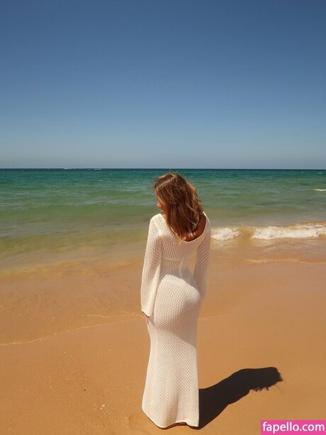 __lara sofia OnlyFans Brüste Bild