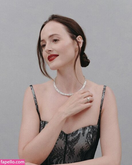 Renate Reinsve Nacktbilder von OnlyFans