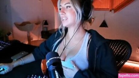 leggings arsch onlyfans erotisch Hinter-den-Kulissen