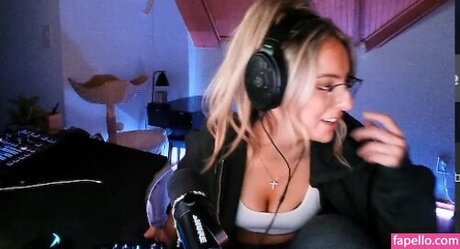 Honeyxxo Nacktbilder von OnlyFans