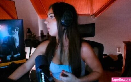 Honeyxxo Heiße OnlyFans Inhalte