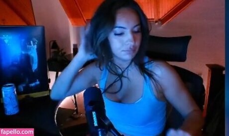 Honeyxxo NurlyFans-Brüste