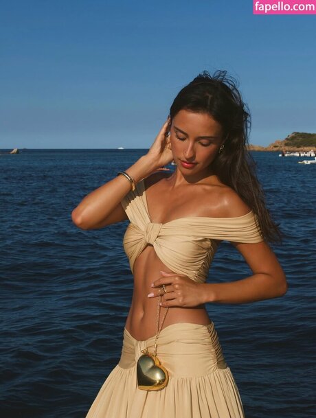 Alexandra Saint Mleux Kostenlose OnlyFans-Pornos