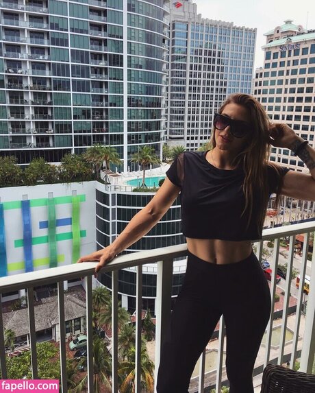 Christina Hammer Leaks von OnlyFans