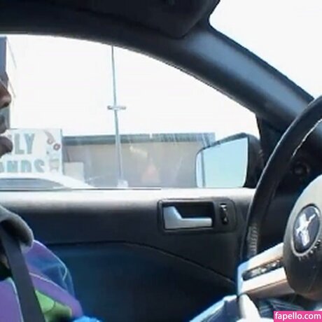 Leenuh Rae OnlyFans Nacktbilder