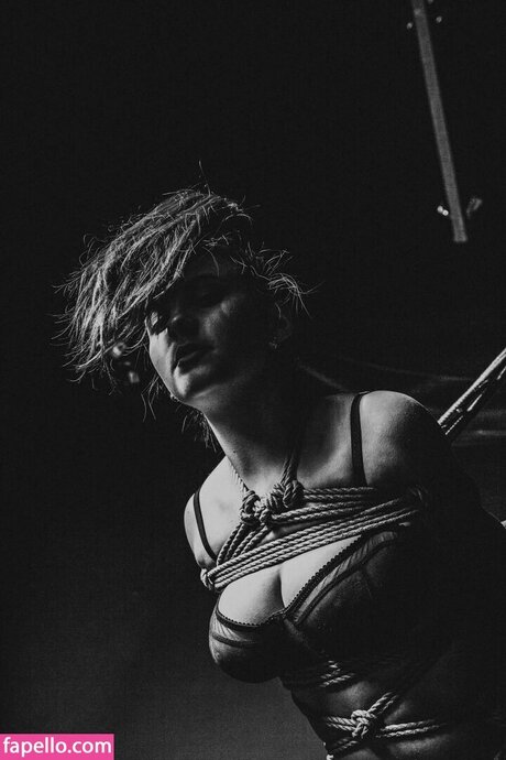 Olexandra Veklenko Nackt auf OnlyFans