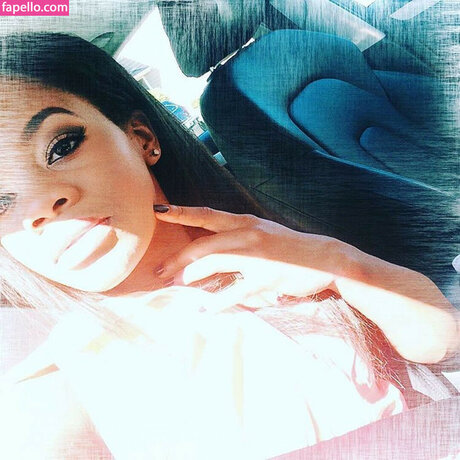 Gabby Douglas Nackt auf OnlyFans Leaks