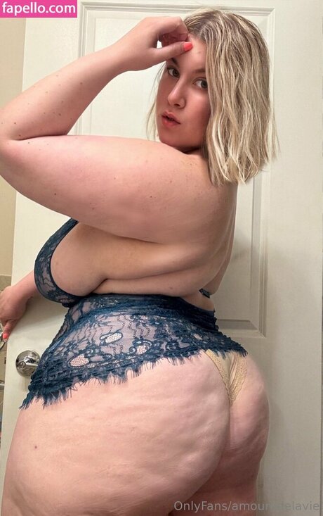 ASSZILLA Sex auf OnlyFans