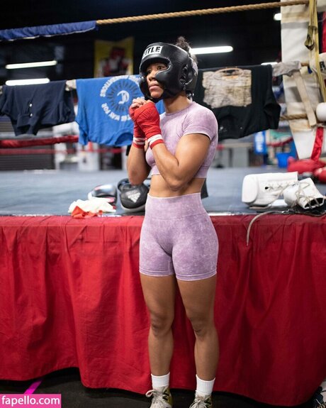 Alycia Baumgardner OnlyFans Nackt Leak