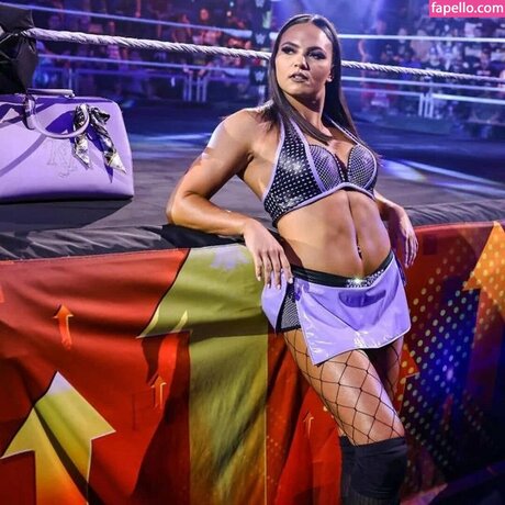 Kiana James OnlyFans Pornografie