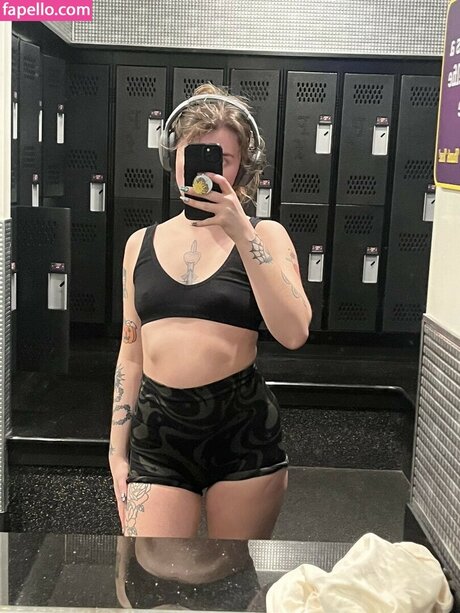 Msvioletvixxen Profilbild