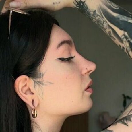 Kiras note Leak von OnlyFans-Inhalten