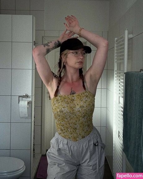 Kiras note Leaked OnlyFans Sextape