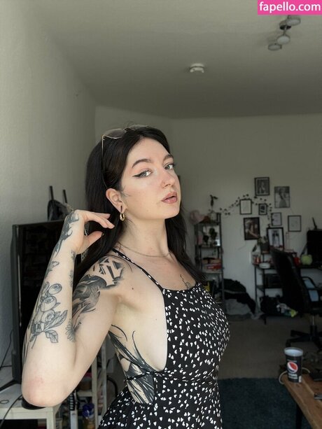 Kiras note Bilder OnlyFans