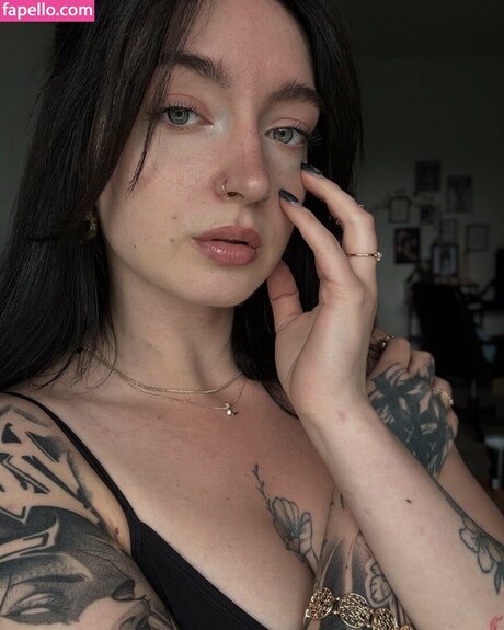 Kiras note Porn OnlyFans Leak