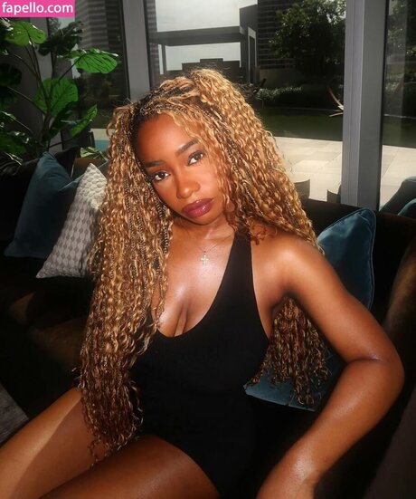 Deb Smikle Nacktbilder von OnlyFans geleakt