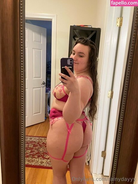 Rainydayyy3 Nacktbilder OnlyFans Geleakt