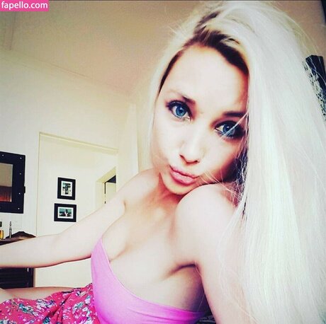 Amber Koltzow Bastick OnlyFans-Komplettinhalte