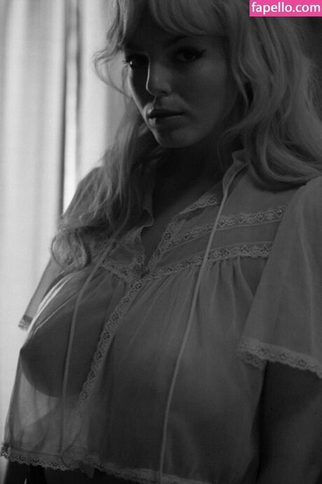 Morgan Cozzi OnlyFans X