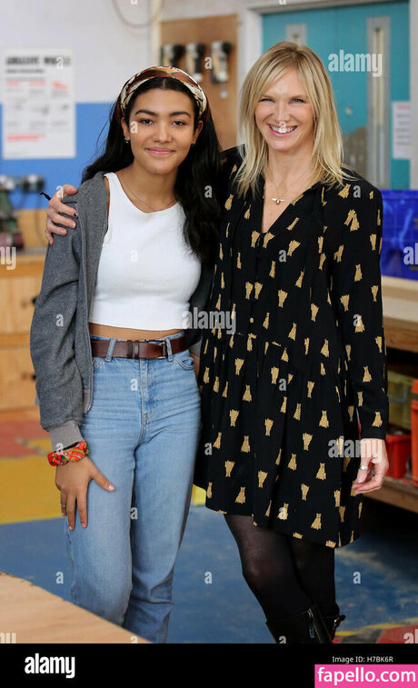 Olivia Dean Sexy OnlyFans