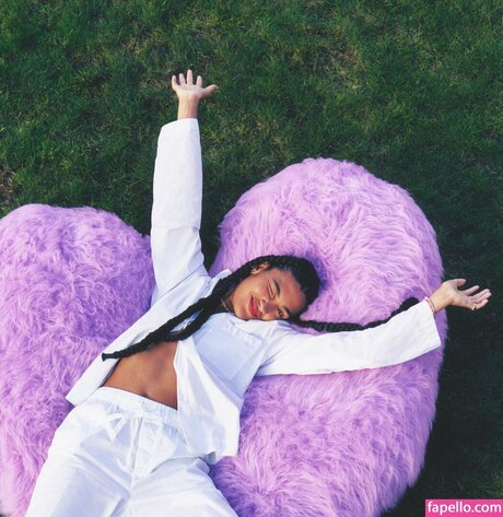 Olivia Dean Nacktbilder von OnlyFans