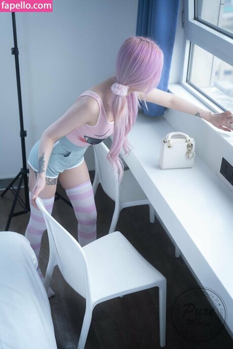 Seolhwa Yoon_ OnlyFans Bilder