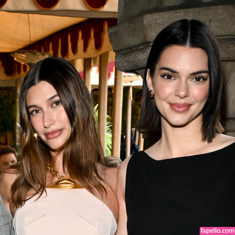 haileybieber OnlyFans Strip