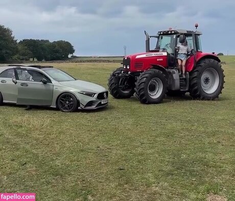 Harriet Cowan From Clarkson s Farm OnlyFans kostenlos geleakt