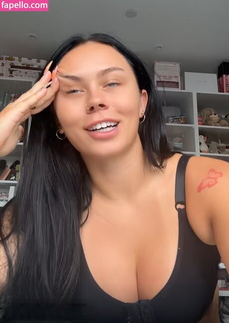 schwarze haare nur fans Pornografisch Hinter-den-Kulissen