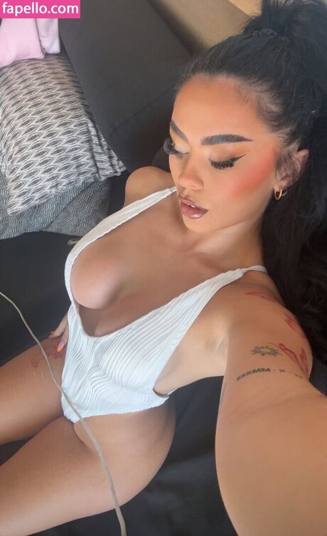 Elley Davies Gratis OnlyFans Inhalte