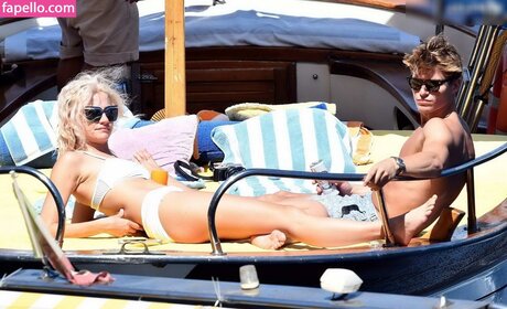 Pixie Lott OnlyFans-Bilder geleakt