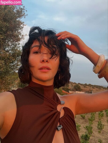 Ayb ke Pusat OnlyFans Bilder