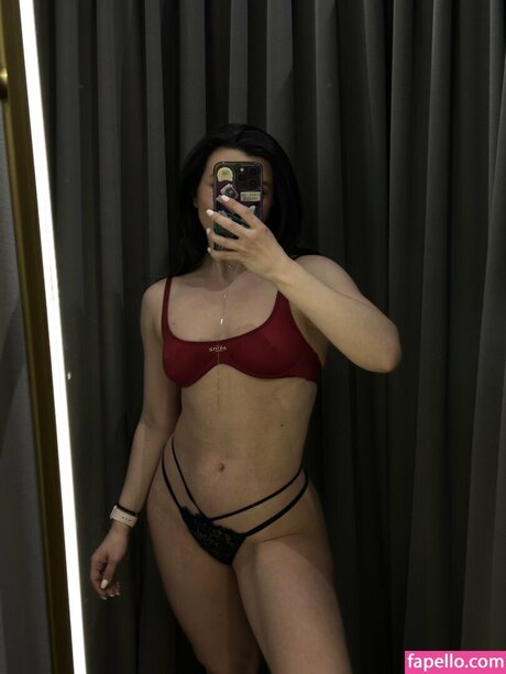 glazalinkaaa OnlyFans Model Fotos