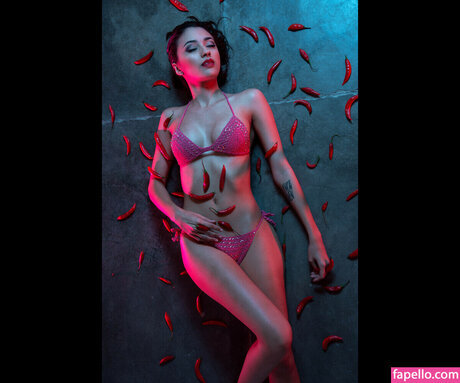 Carolina Oliveira OnlyFans X