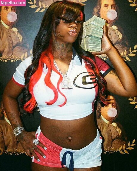 Sexxy Red OnlyFans Lesbisch