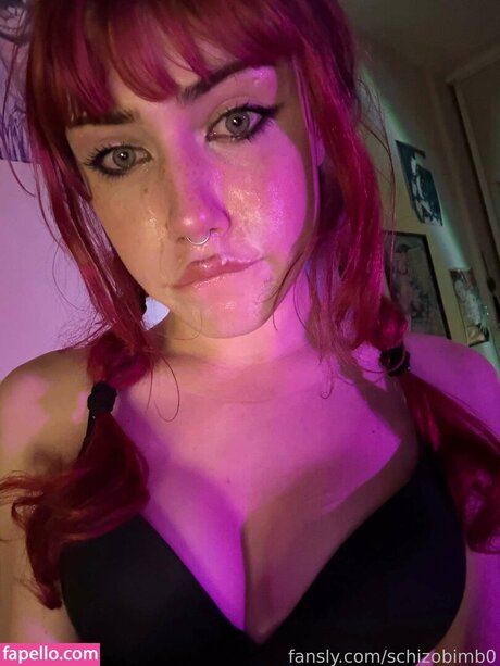 schizobimb0 Leak von OnlyFans Pornografie