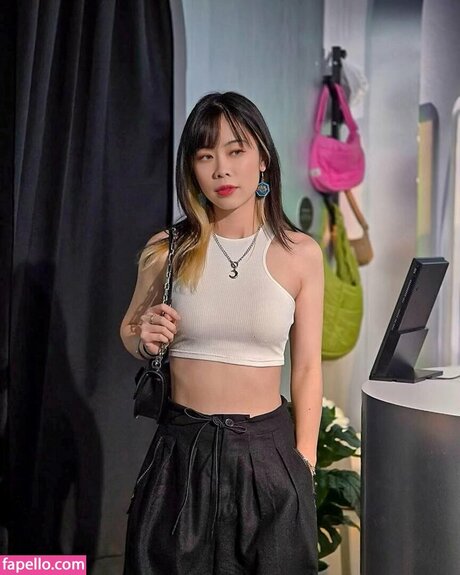 Wolfsbanee Leaked Porn OnlyFans