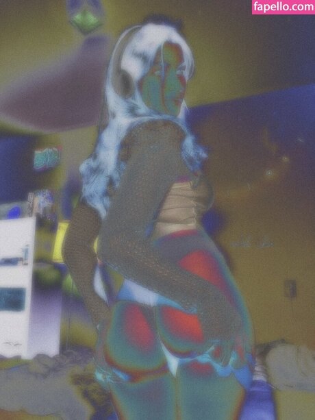 Cloveralice Nacktpornos auf OnlyFans